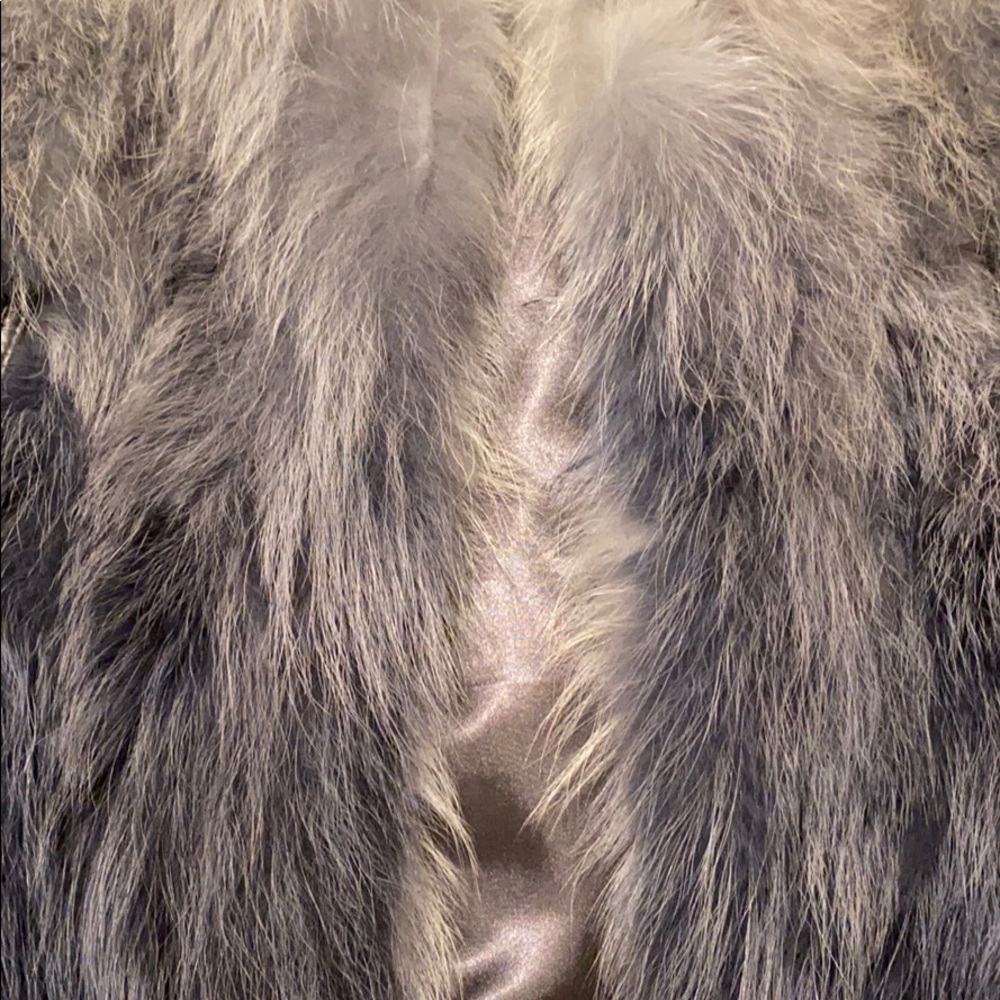 Racoon fur vest - Picture 5 of 7